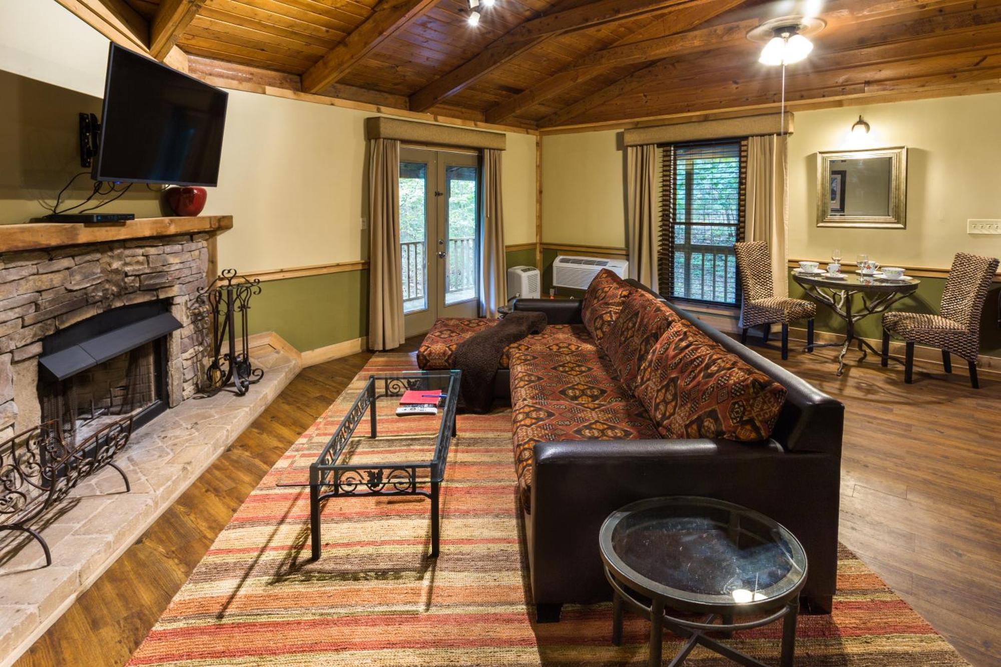 Forrest Hills Mountain Resort Dahlonega Szoba fotó